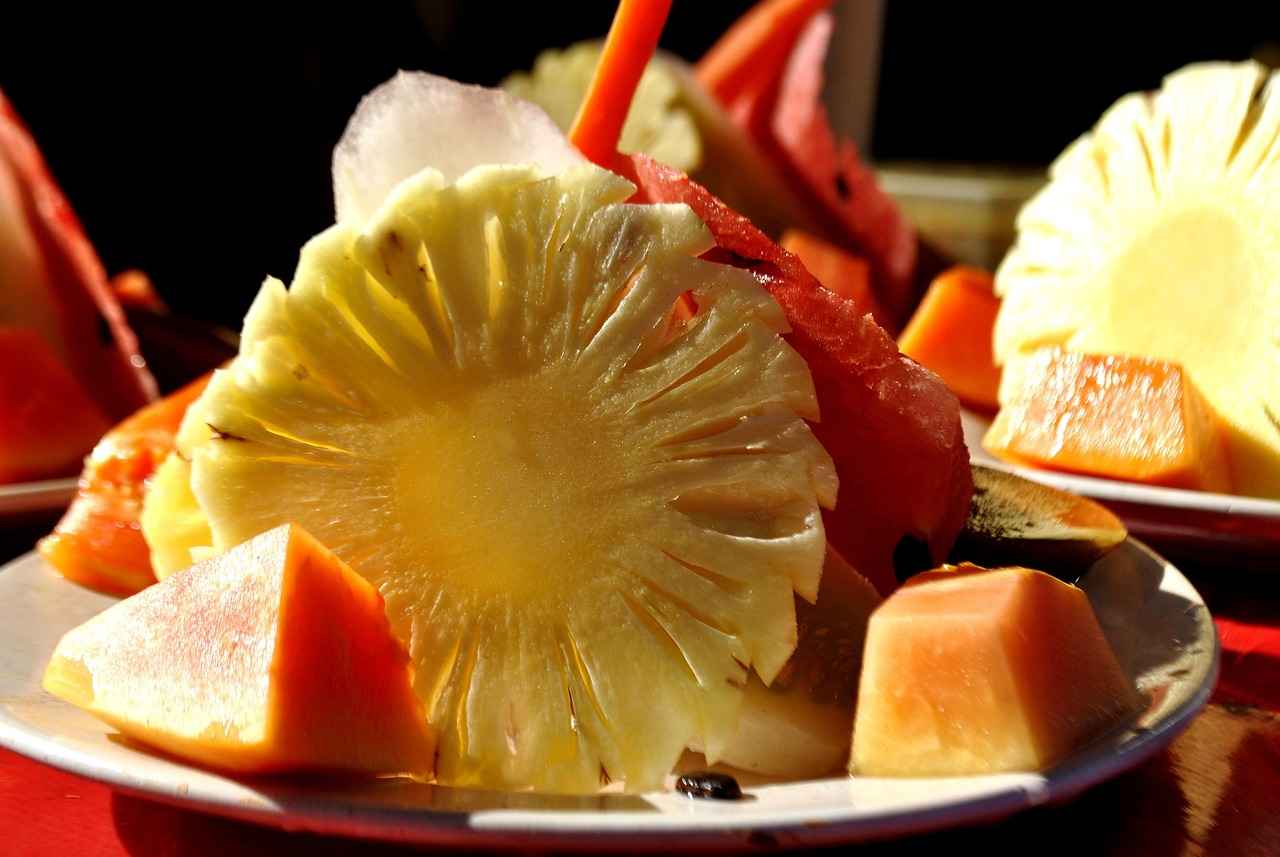 How to Incorporate Papaya Enzymes into Your Diet